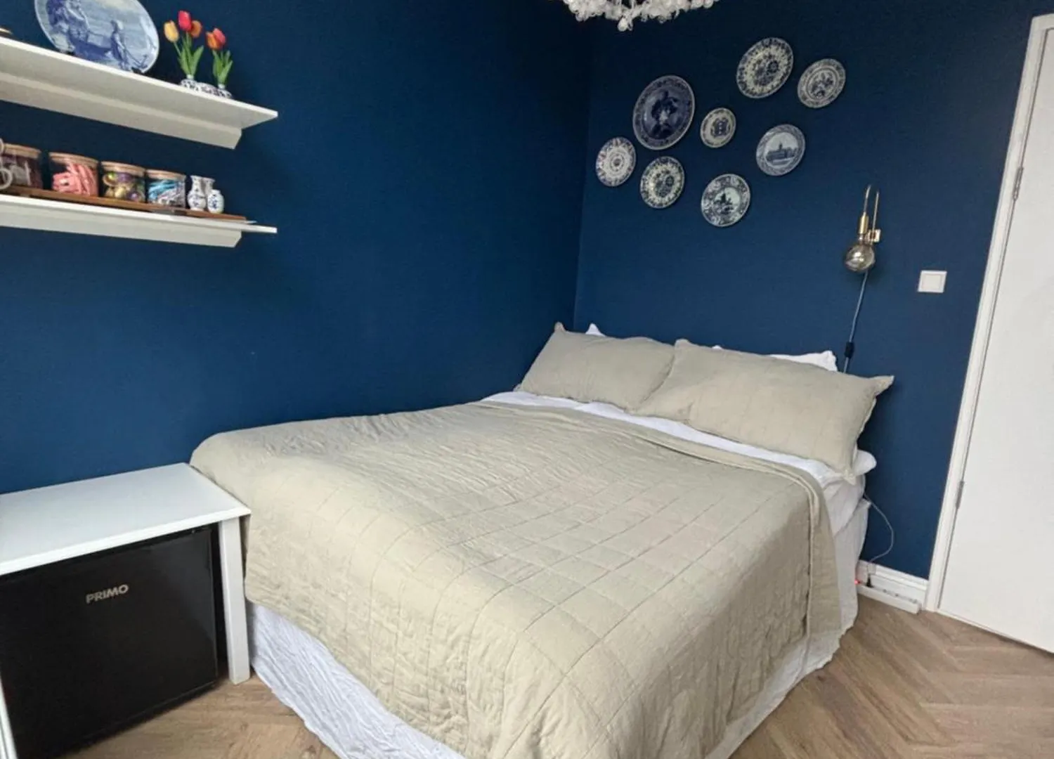 Lovely Small Apartment In 'De Pijp' Amsterdam